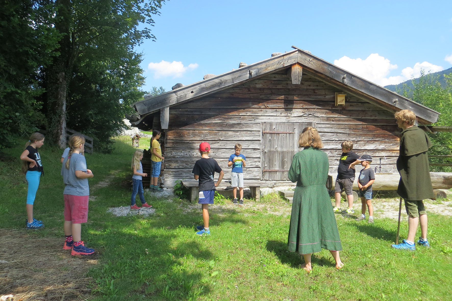 Pressebild: In den Kindergruppen des Nationalparks sind aktuell einige Plätze frei. Die Teilnahme ist kostenfrei, die Gruppentreffen finden wöchentlich statt. Eine Anmeldung ist ab sofort möglich.