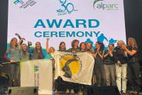 Die Teams aus dem Nationalpark Berchtesgaden überzeugten beim diesjährigen "Danilo Re Memorial" im slowenischen Triglav Nationalpark mit guten Leistungen: Das Frauenteam (l.) erreichte Platz 2 in der Damenwertung, die Herren kamen in der Gesamtwertung auf Rang 5.